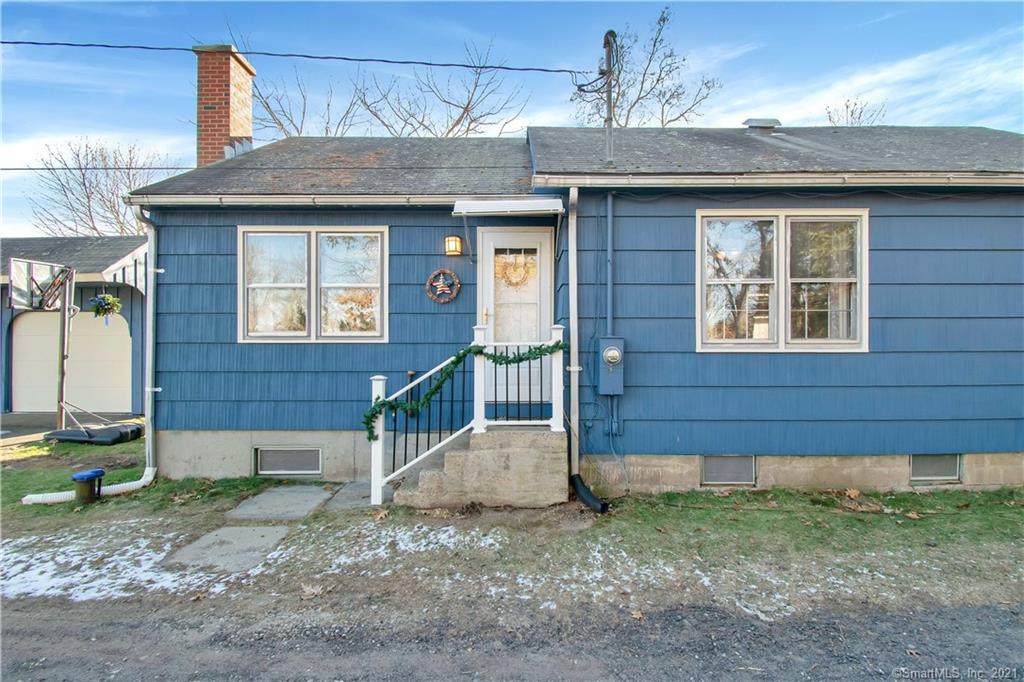 8 Manhattan Road - Photo 1