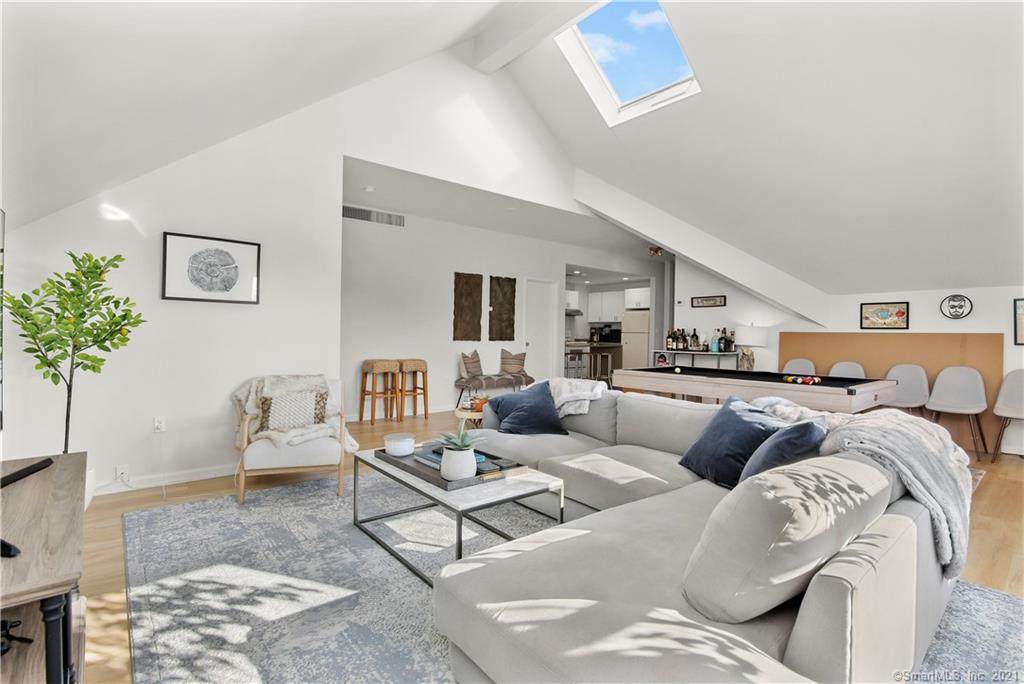 122 Putnam Avenue - Photo 1
