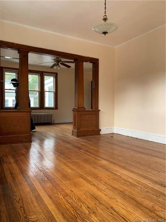 44 Newbury Street - Photo 1