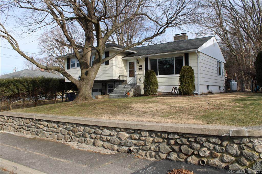 11 Phyllis Avenue - Photo 1