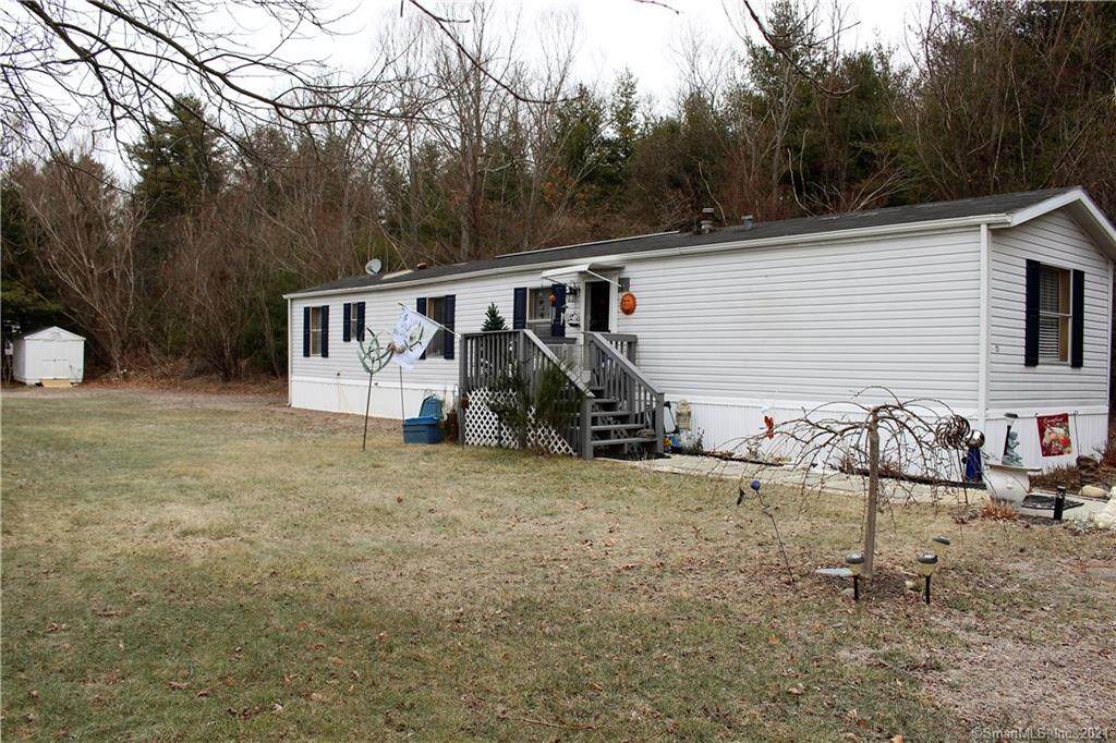 11 Elizabeth Lane - Photo 1