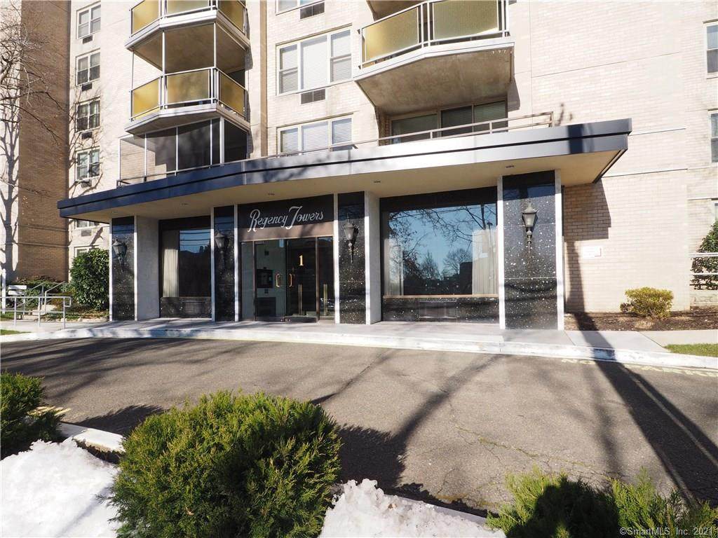 1 Strawberry Hill Court - Photo 1