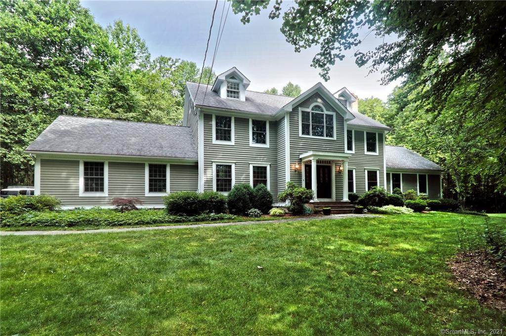 15 Twinbrook Drive - Photo 1