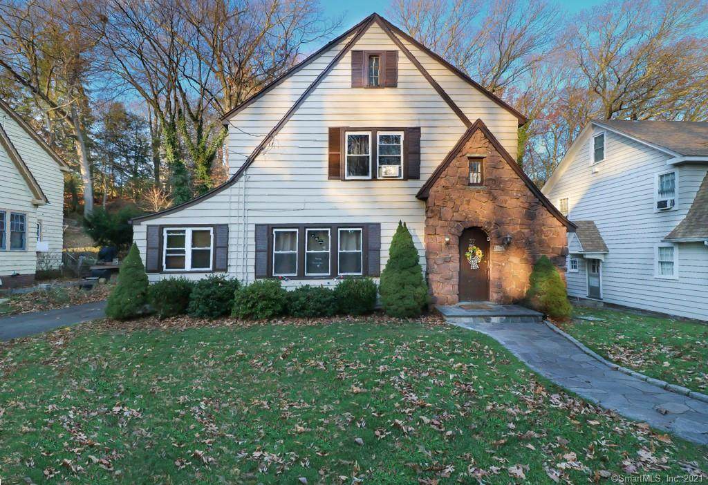 37 Hemlock Road - Photo 1