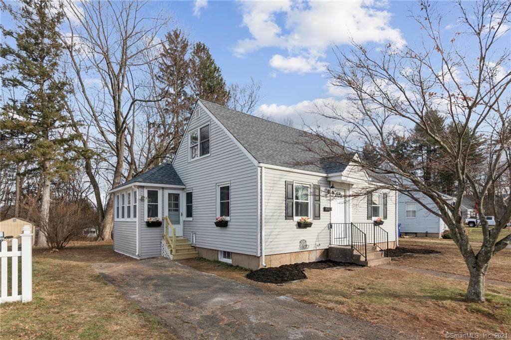 54 Homesdale Avenue - Photo 1