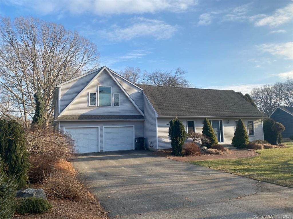 236 Maple Avenue - Photo 1