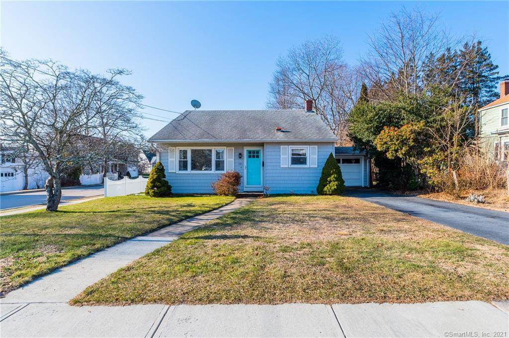 791 Montauk Avenue - Photo 1