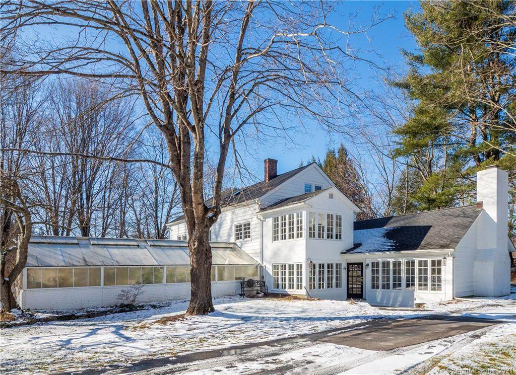 52 Topstone Road - Photo 1