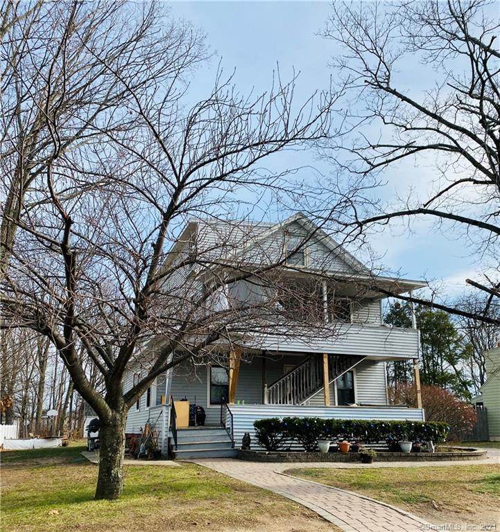 20 Bank Street - Photo 1