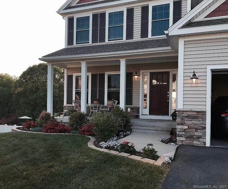 17 Twin Pines Drive - Photo 1
