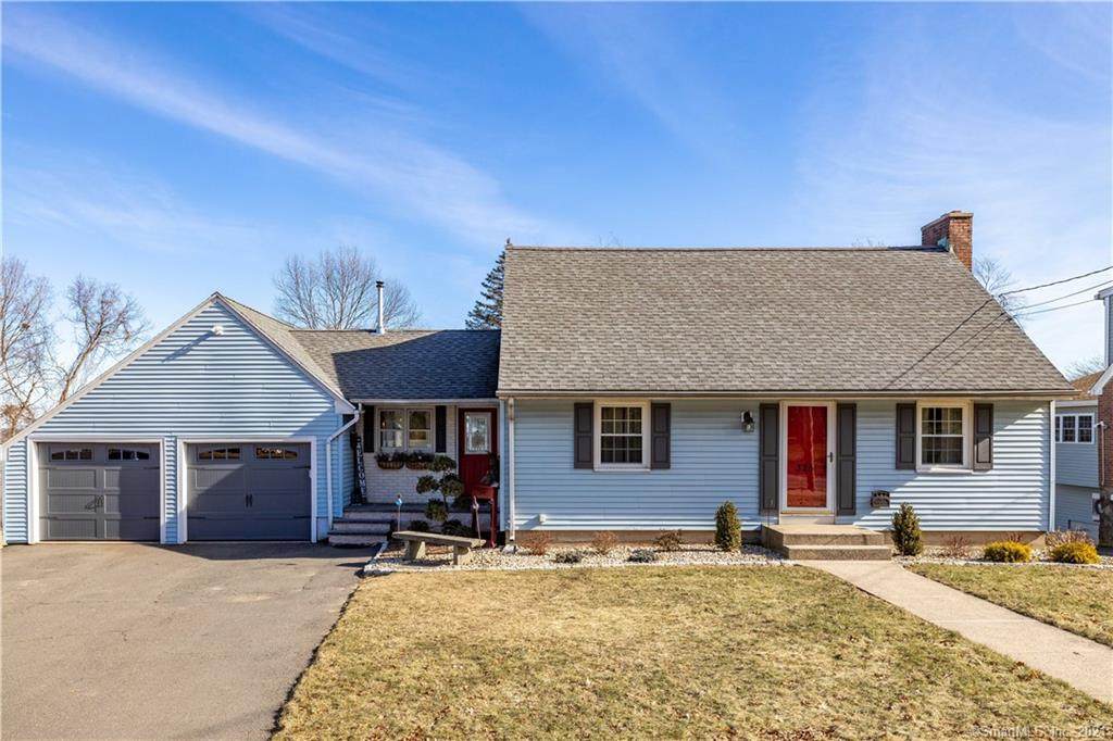 325 Peck Lane - Photo 1