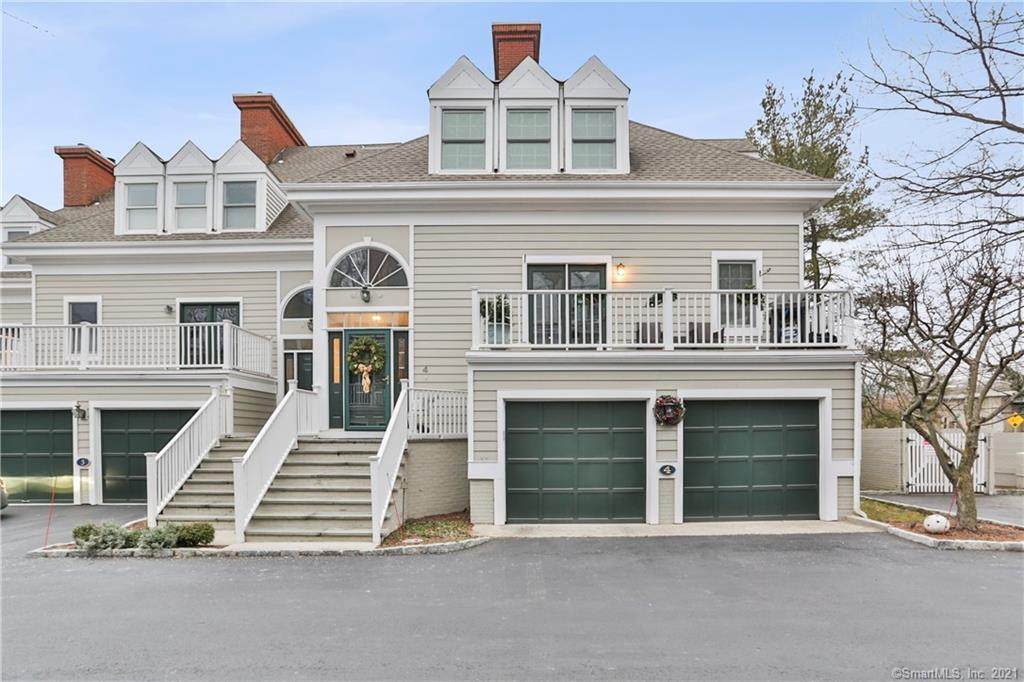 450 Center Street - Photo 1