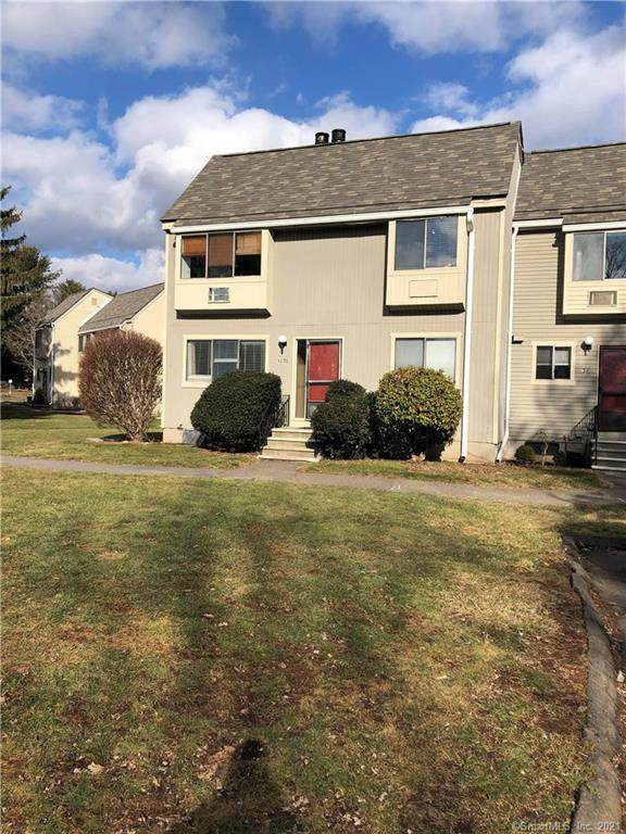 33 Essex Court - Photo 1