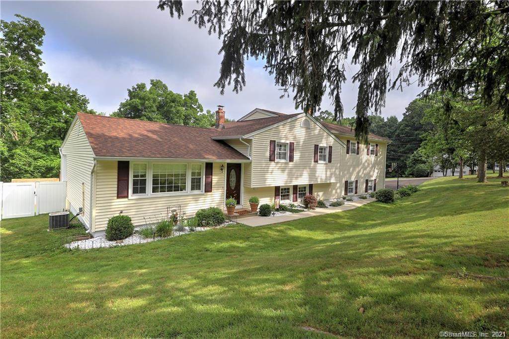 56 Skylark Drive - Photo 1