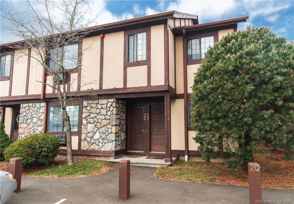 203 Foxwood Lane - Photo 1