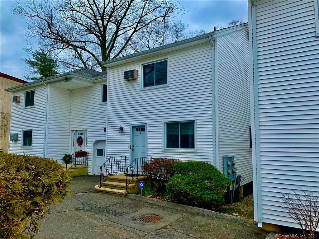 284 Hubbard Avenue - Photo 1