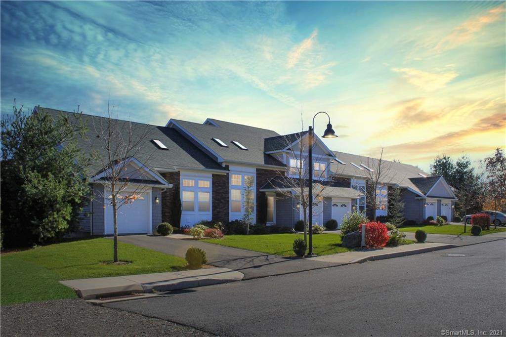 21 Gaby Lane - Photo 1
