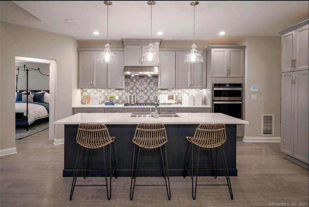 89 Great Hill Drive - Photo 1