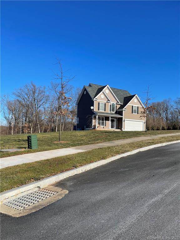 35 Martins Manor - Photo 1