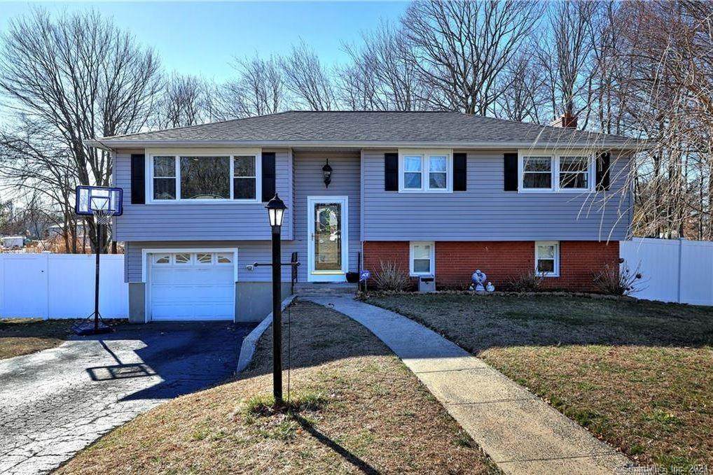 11 Jillson Drive - Photo 1