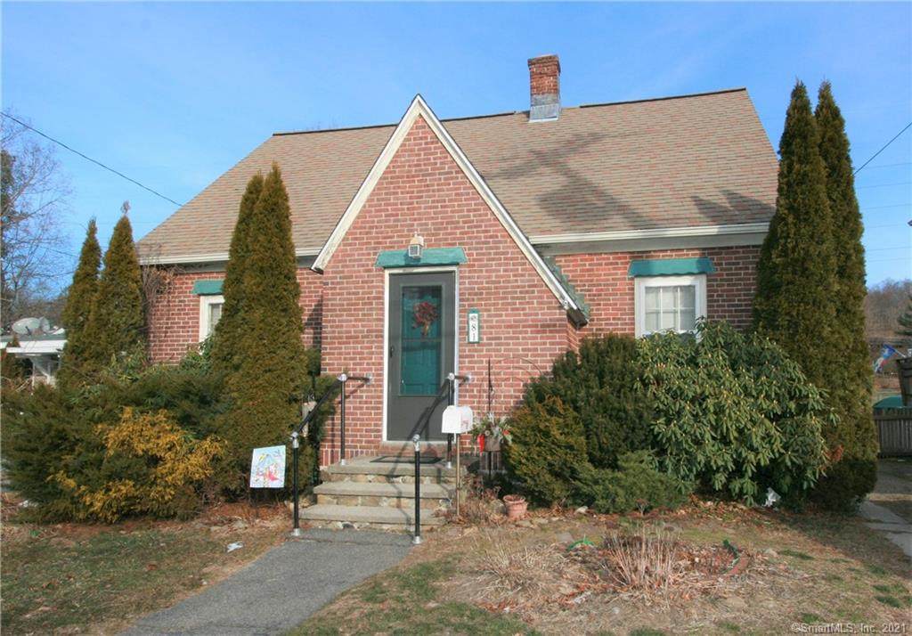 81 Oak Avenue - Photo 1