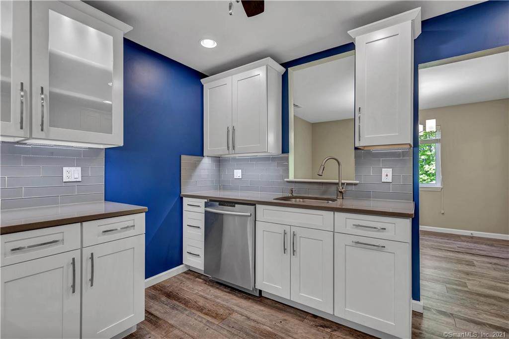 103 Wendover Drive - Photo 1