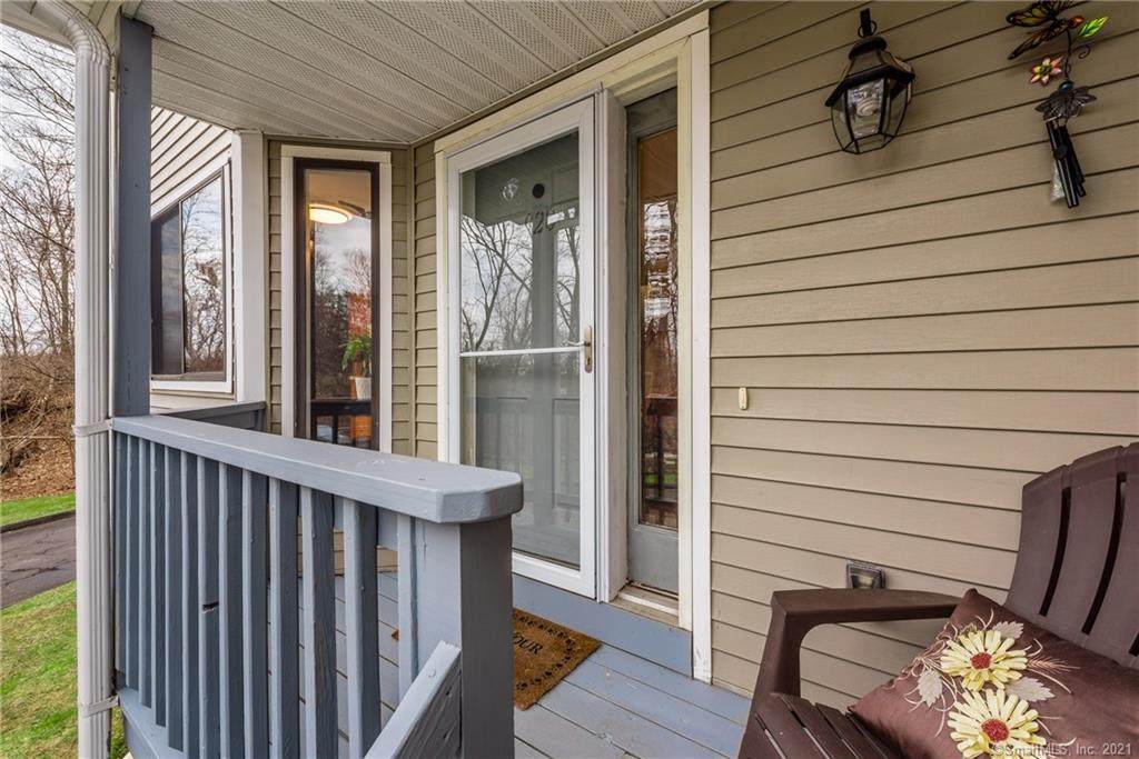 928 Main Street - Photo 1