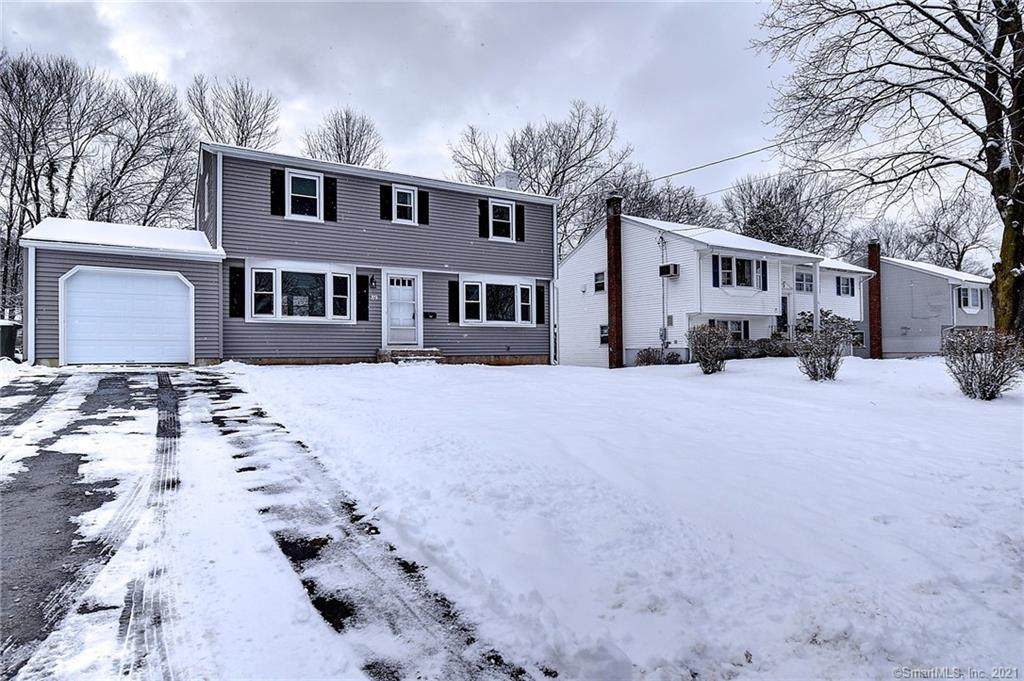 89 Whitewood Road - Photo 1