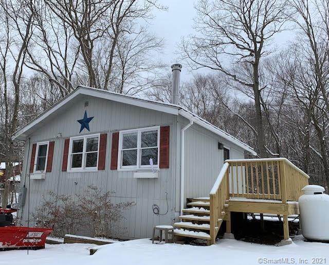 70 Lakeview Drive - Photo 1