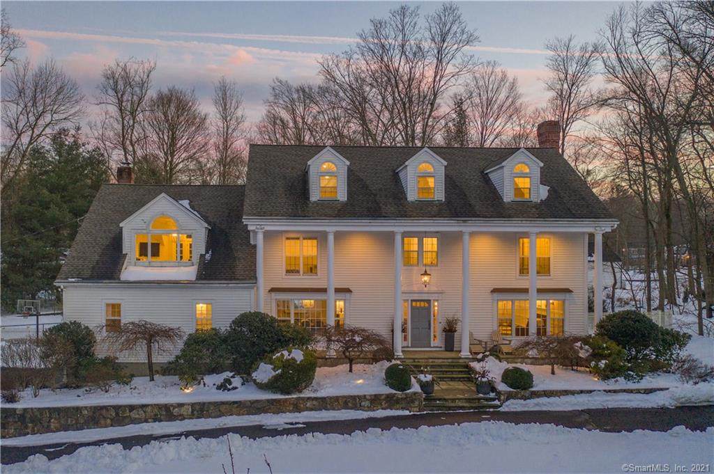 27 Pequot Trail - Photo 1