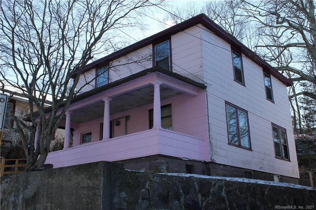 52 Hedge Avenue - Photo 1
