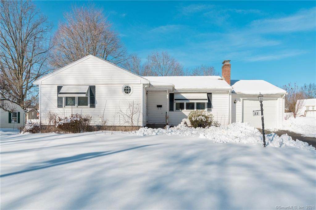 33 Cheston Circle - Photo 1