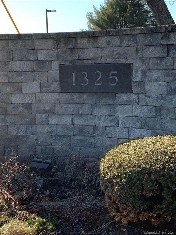 1325 Farmington Avenue - Photo 1