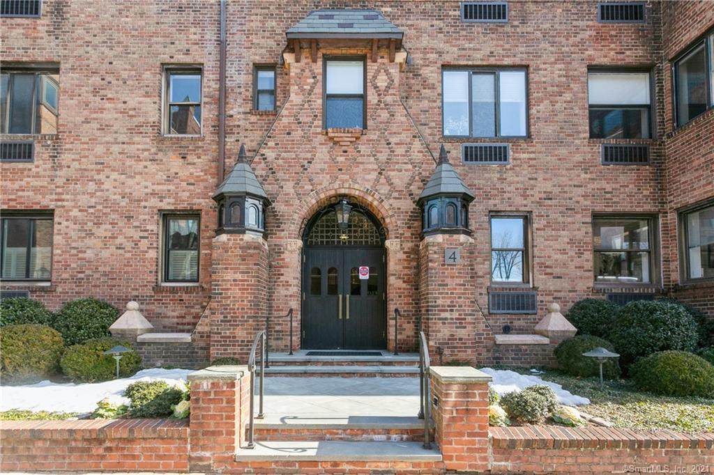 4 Lafayette Court - Photo 1