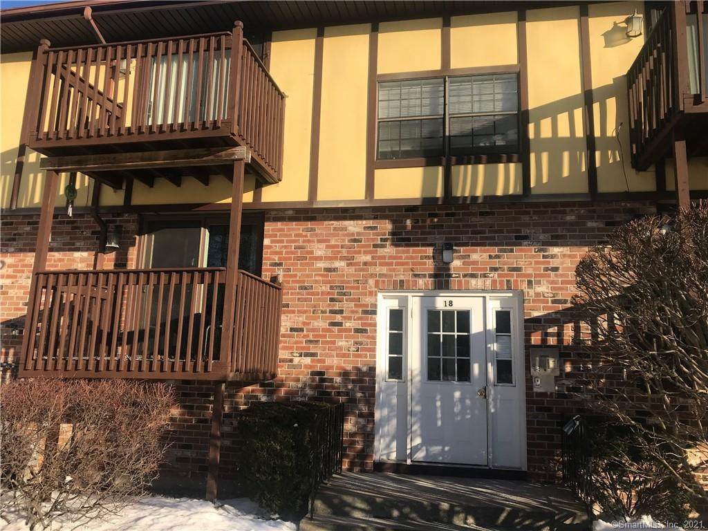 18 Surrey Drive - Photo 1