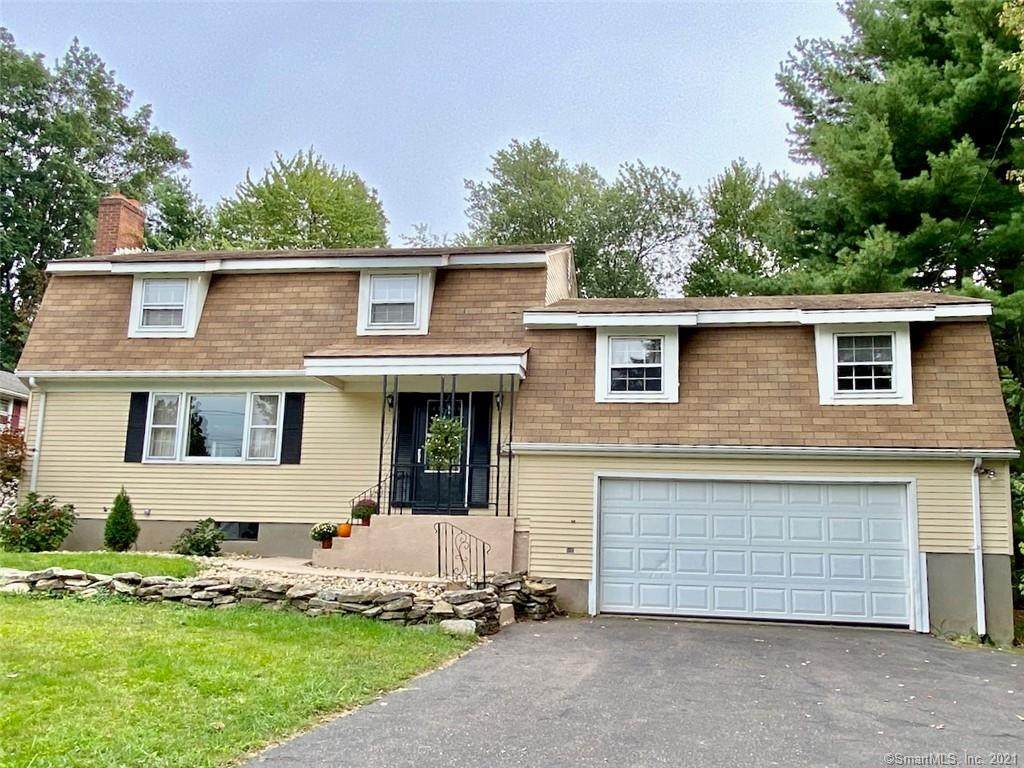 4 Bermuda Road - Photo 1
