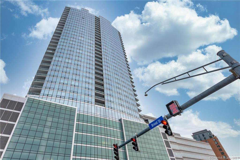 1 Broad Street - Photo 1