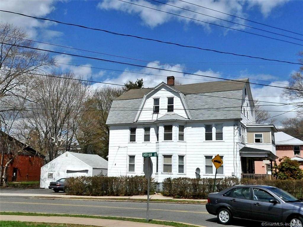 1076 Broad Street - Photo 1