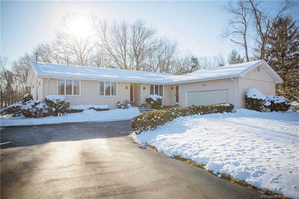 18 Brookhills Road - Photo 1