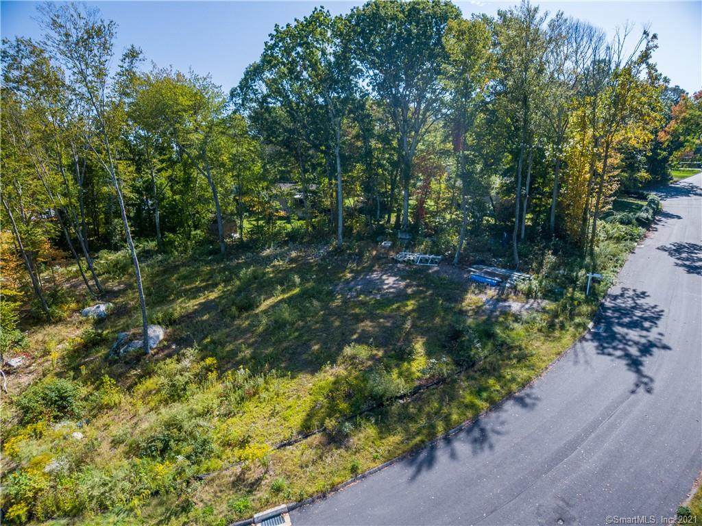 14 Stevens Ave - Photo 1