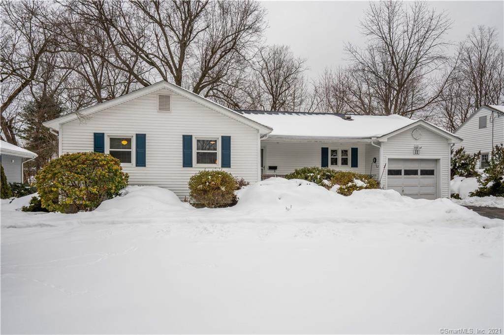 11 Fox Meadow Lane - Photo 1