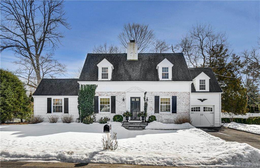 4 Phillips Lane - Photo 1