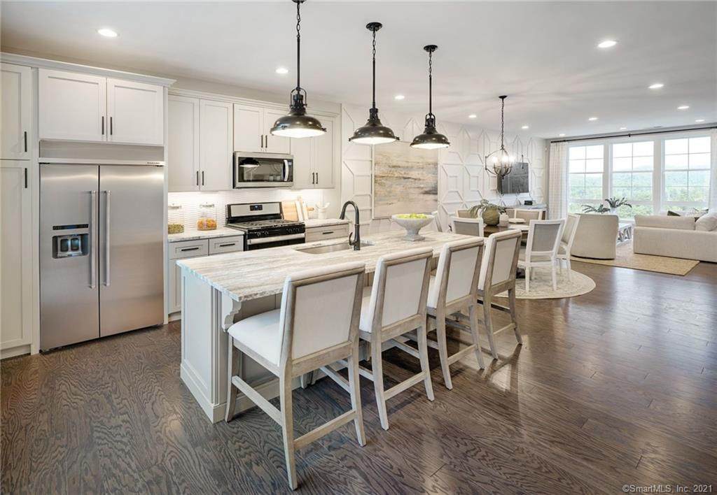 97 Brentwood Circle - Photo 1