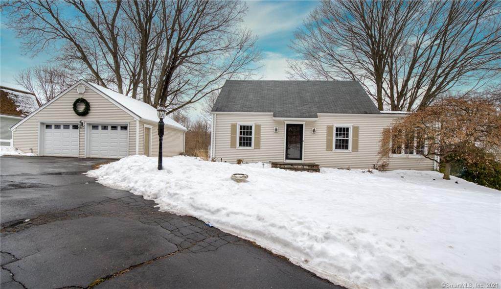 1562 Country Club Road - Photo 1