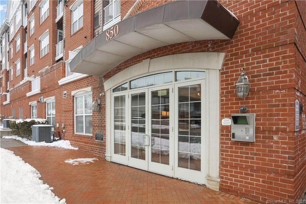 850 Main Street - Photo 1