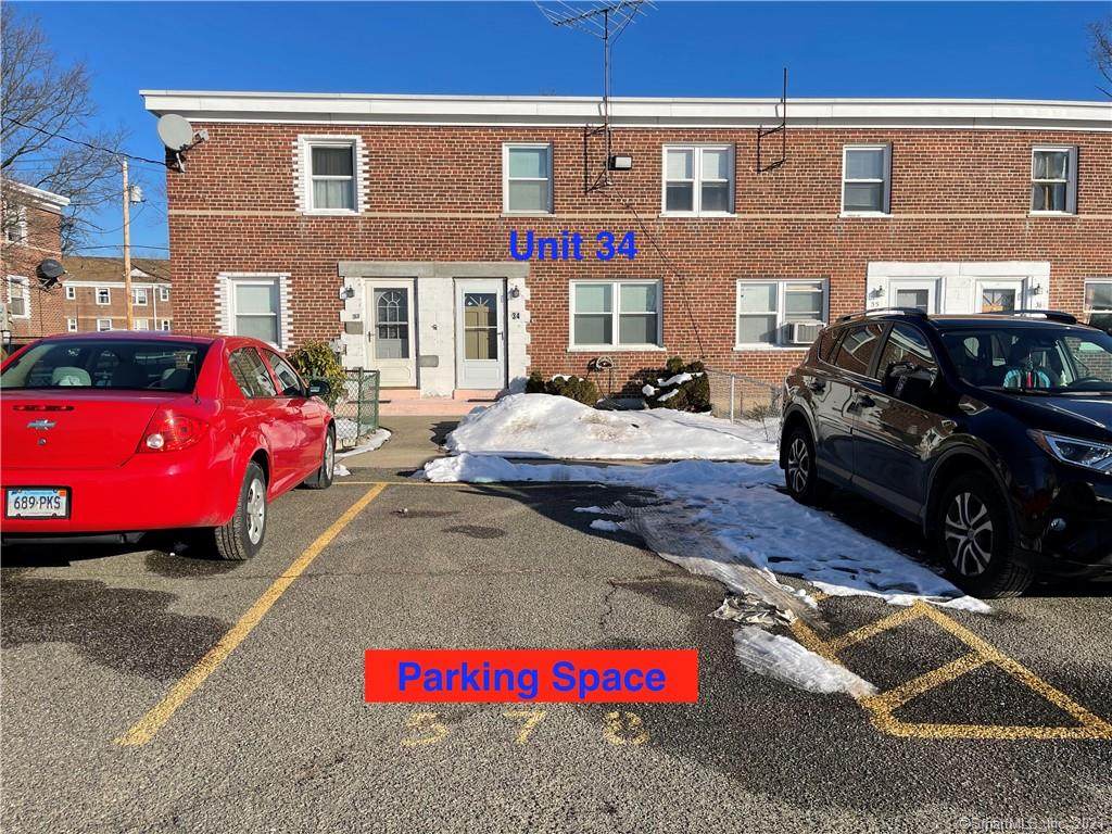 34 Court C, Building 74 - Photo 1