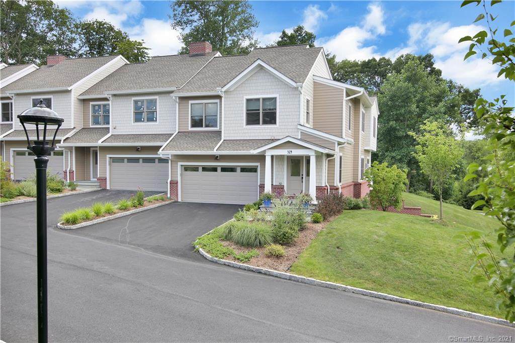 324 Overlook Court - Photo 1