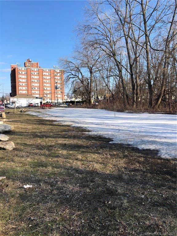 275 Connecticut Boulevard - Photo 1