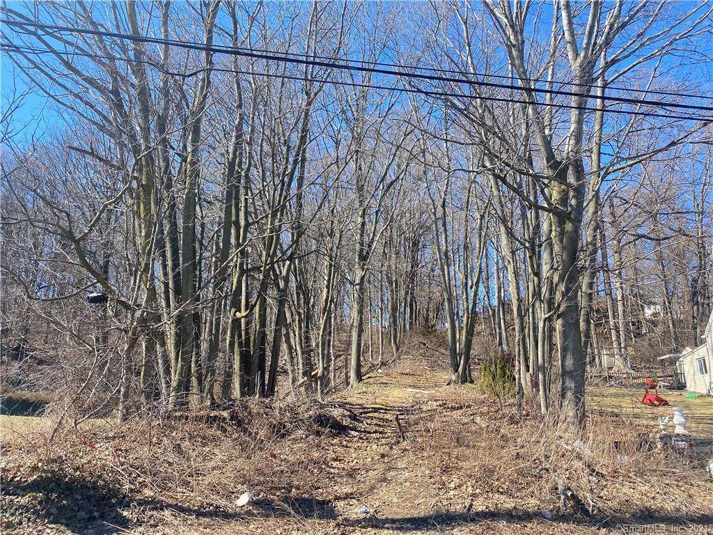 5 Hillside Avenue - Photo 1