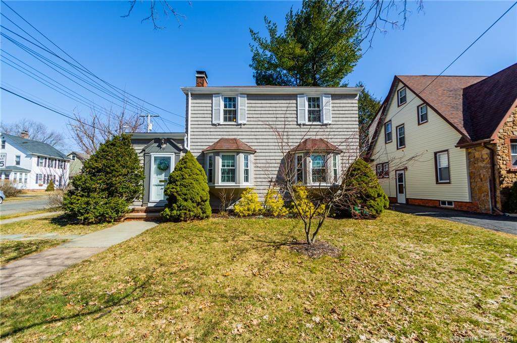 139 Treadwell Street - Photo 1